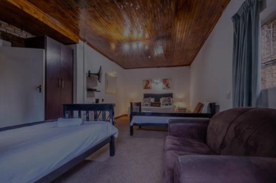 Aero Guest Lodge Kempton Park Exterior photo