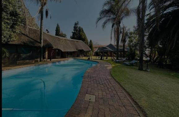 Aero Guest Lodge Kempton Park Exterior photo